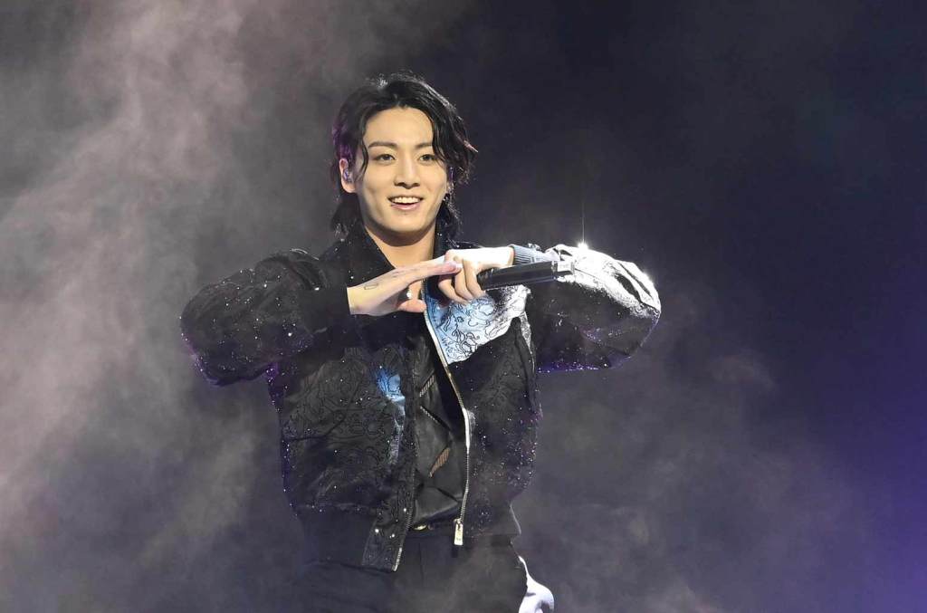 BTS’s Jung Kook Challenges With ‘Seven’ – Billboard